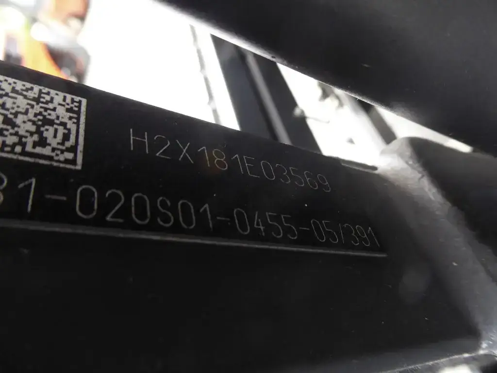 8560ab-3