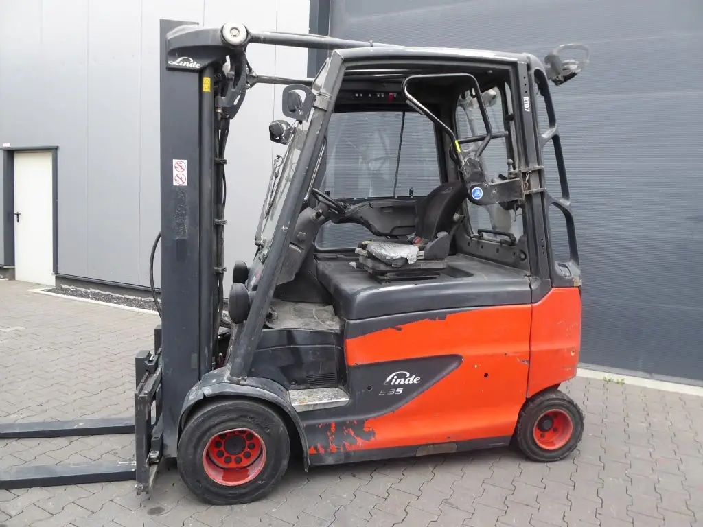 8647ab-4
