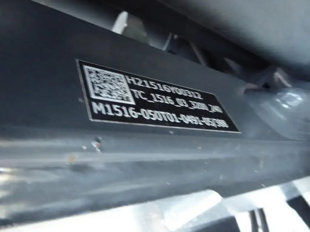 9681b-2.jpg