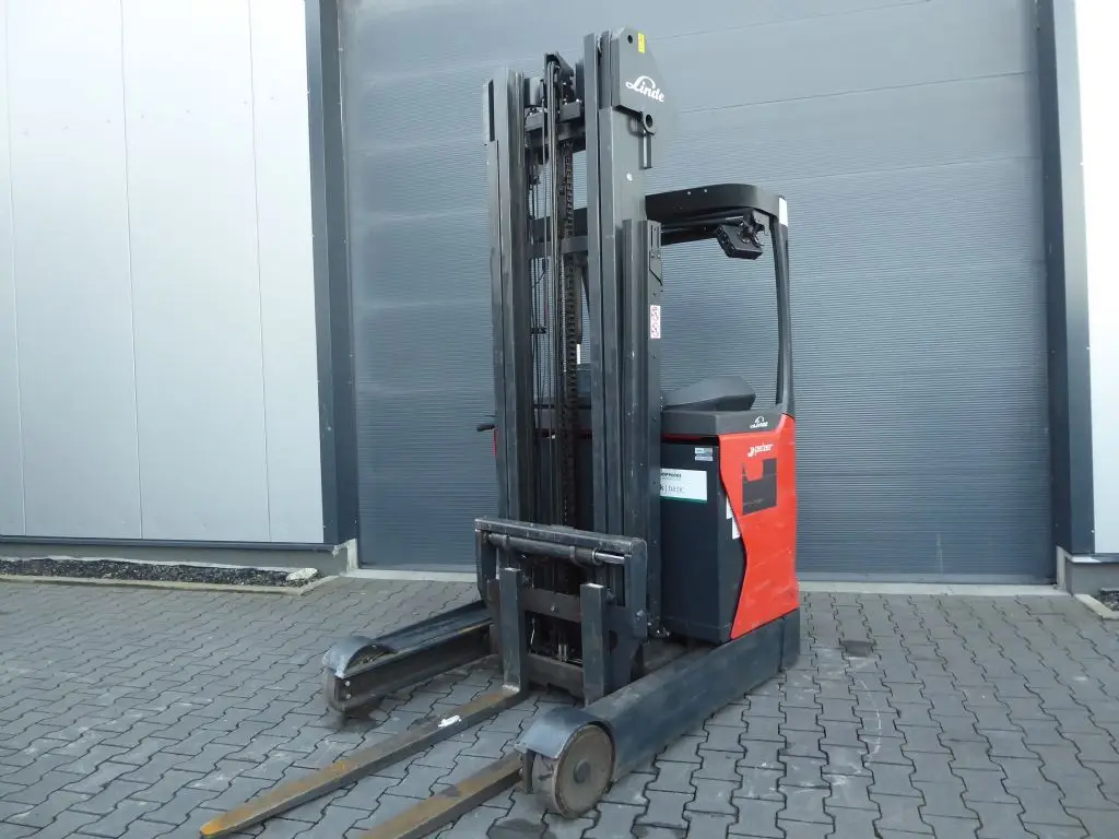 Gabelstapler günstig und sicher online kaufen. Hier sehen Sie einen Linde R16-01 aus dem Jahr 2018.
