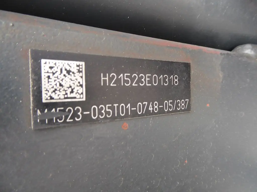 8575c-3.jpg