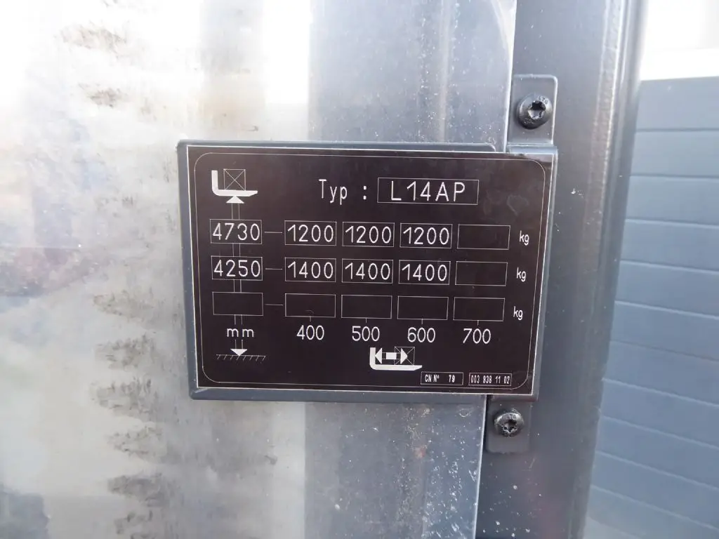 10786-7.jpg