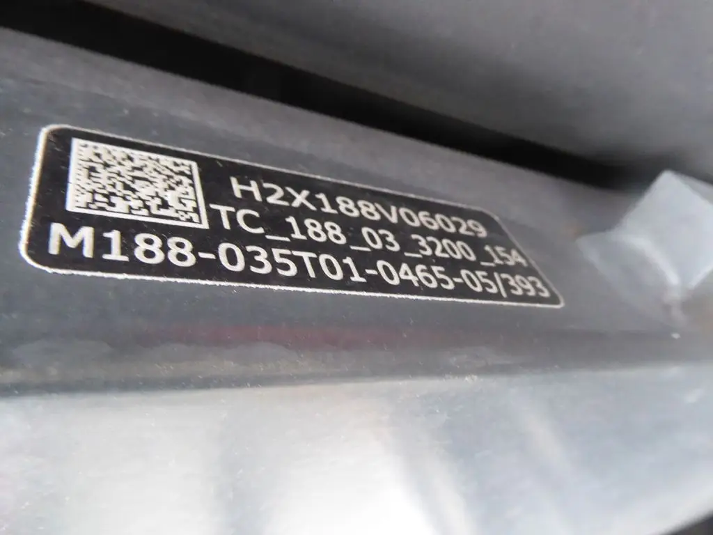 9804a-3.jpg