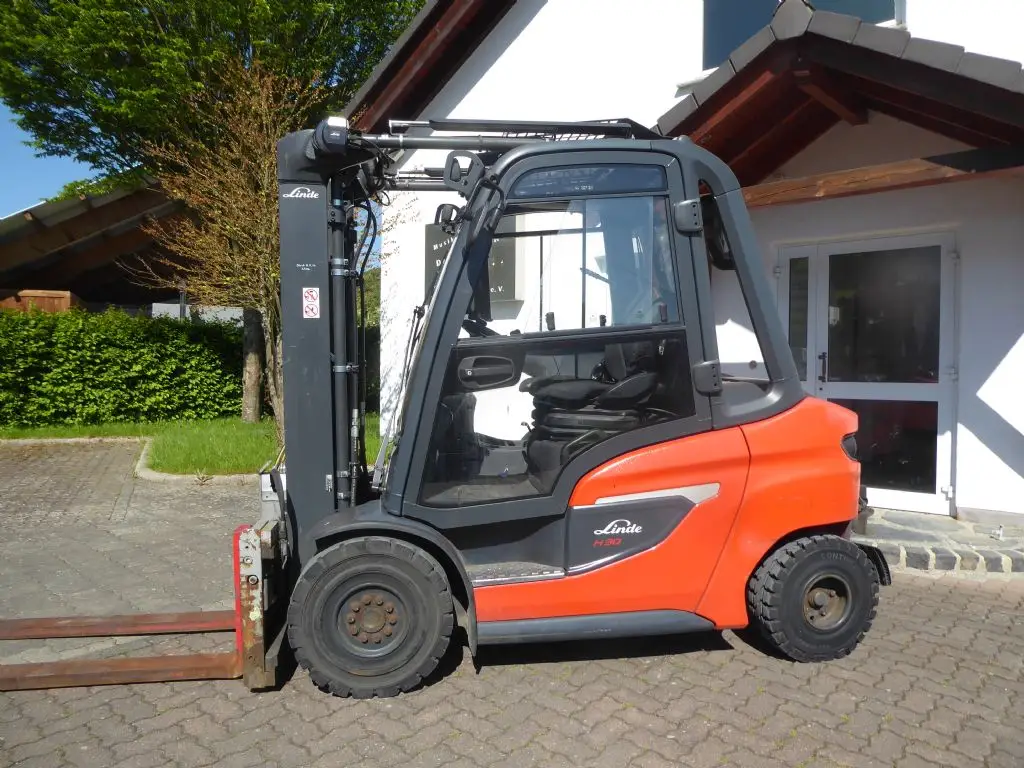 9935-2.jpg