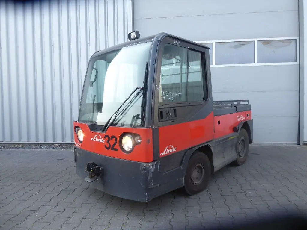 Gabelstapler günstig und sicher online kaufen. Hier sehen Sie einen Linde P250SWB aus dem Jahr 2021.