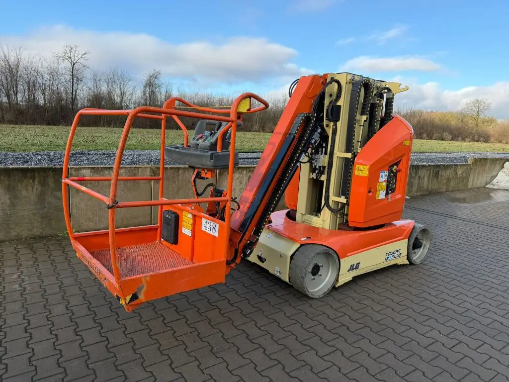 Gabelstapler günstig und sicher online kaufen. Hier sehen Sie einen JLG Toucan 12E+ aus dem Jahr 2022.