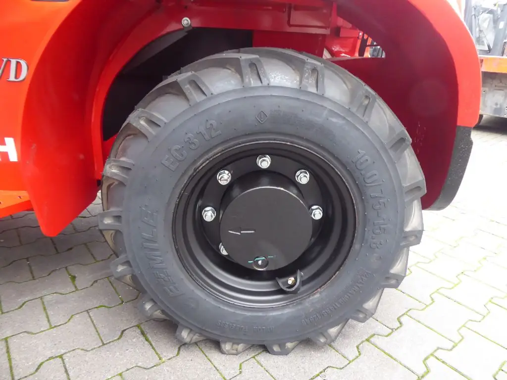 40100-6.jpg