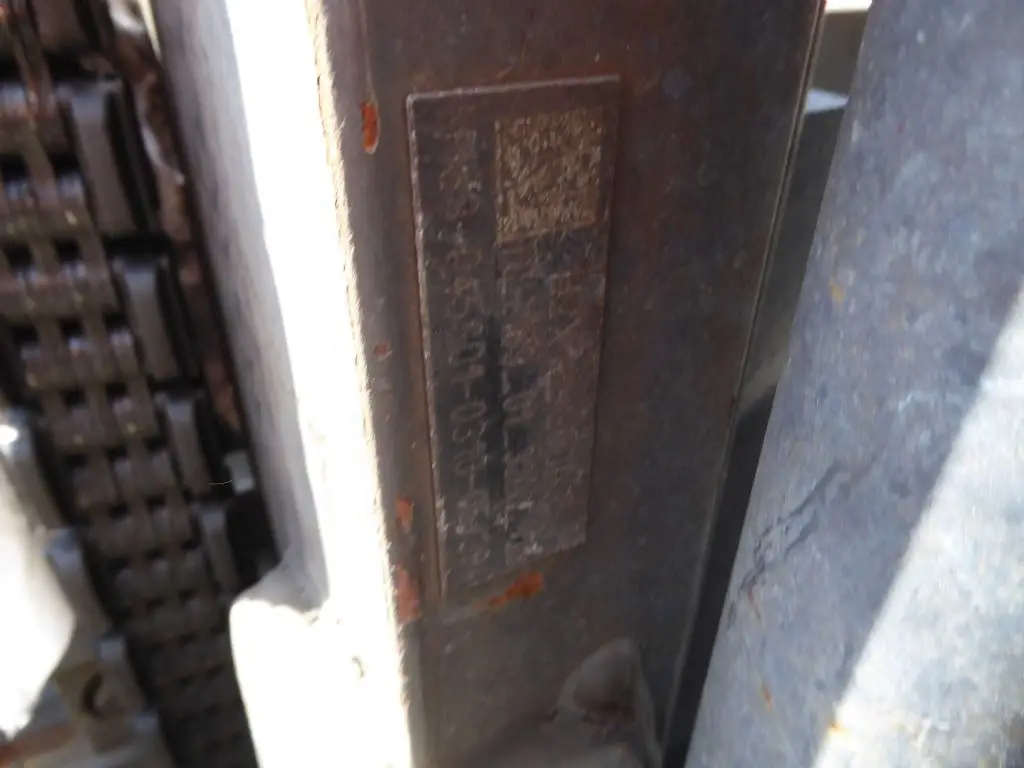 8747ab-6.jpg
